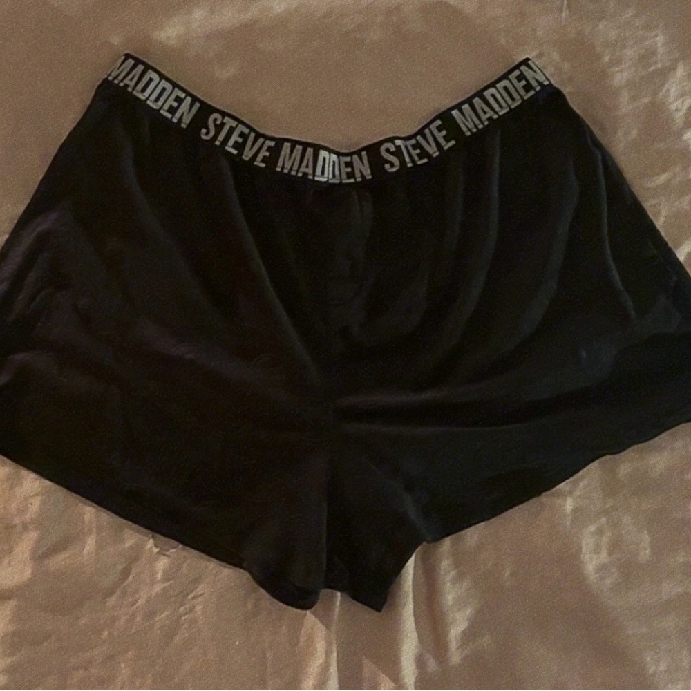 Steve Madden Women's High Waist Black Shorts